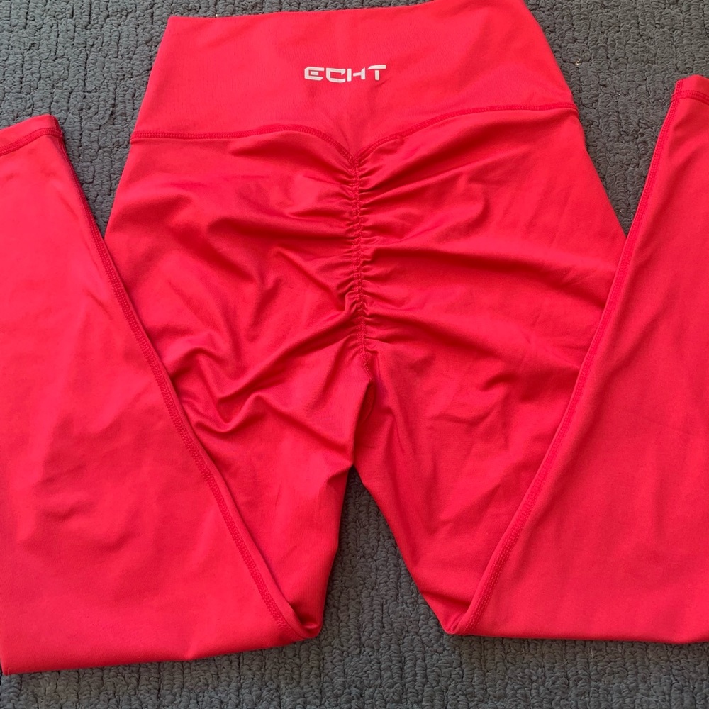 ❌❌SOLD❌❌ECHT scrunch leggings!